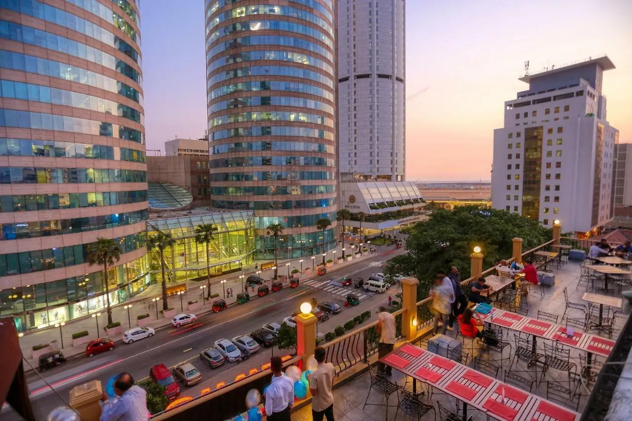 Colombo City Hotels 3*,